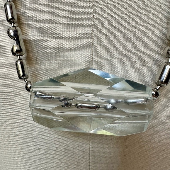 Chunky faceted lucite pendant chain necklace 🌟STYLIST piece🌟 - Picture 8 of 8
